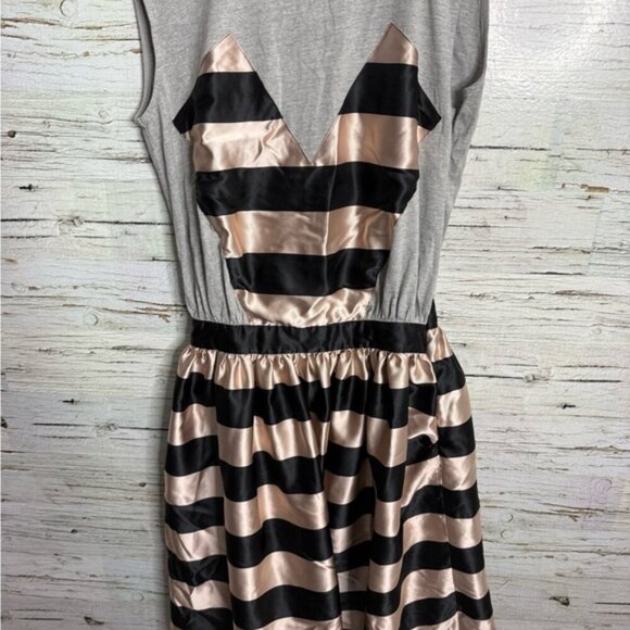 Anthropologie English Factory Black and Cream Sleeveless dress striped size smal - Picture 1 of 7
